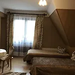Hanusina Wynajem Pokoi * زاكوباني